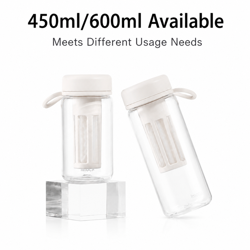 Cold Brew Tea & Coffee Infuser Bottle 450ml - in use 3